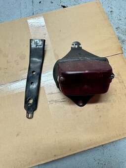 Jawa 50 typ 23 mustang zadni svetlo