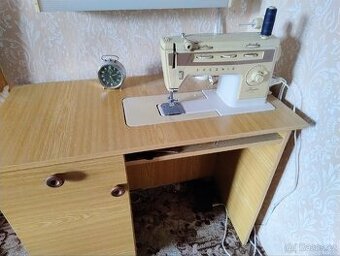 Šicí stroj Lučník