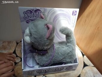 Kočička na vodítku