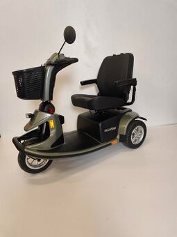 Elektrický tříkolový invalidní skútr