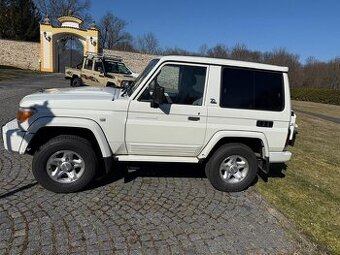 LAND CRUISER 71, 4,0L benzín/LPG, 17 900 km, TOP,provoz 2022