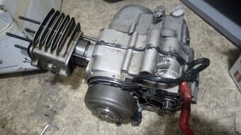 Stomp 140 motor na ND