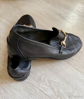 Kožené Zara polobotky