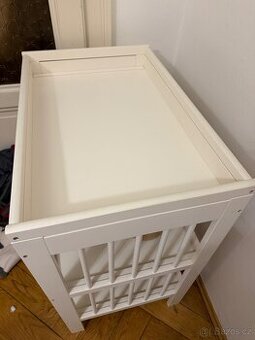 Přebalovací pult IKEA