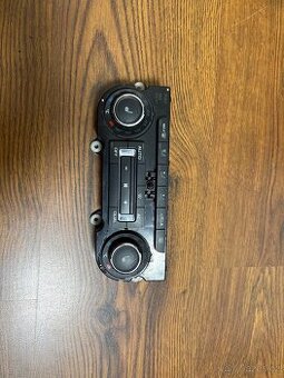 Ovládací panel klimatizace