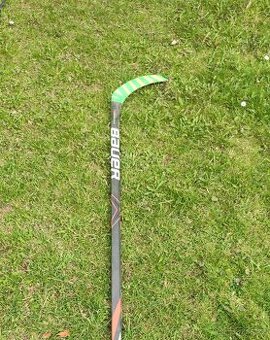 hokejka Bauer Vapor X2.5