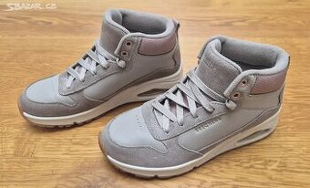 nové dětské boty SKECHERS STACRE SHINE velikost 36