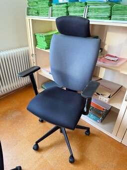 Kancelářské židle s opěrkou hlavy - 2 ks