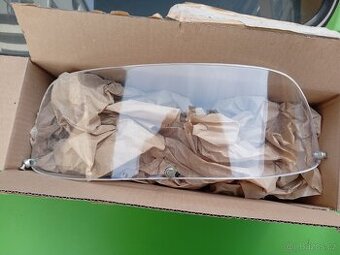 Šlapací Moskvič 412, 408 - nové originál čelní sklo