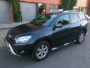 Toyota Rav4 / 2.0i / 112kw / 2008 / 4x4 / benzin / manual /