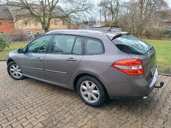 Renault Laguna III kombi 2.0dci 96kw