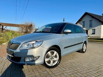 Škoda Fabia Kombi POUZE 104872 km Nová STK