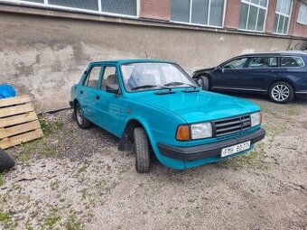 Škoda 120L 1988