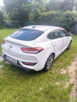 Hyundai i30 FastBack 1.4, 103 kW s LPG