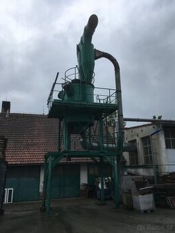 Piliny, hobliny z masivního materiálu obsah vody cca 10%