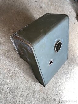 Prodám nádrž na Jeep willys mb