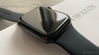 Apple Watch Series 7 45mm zelené + černý sportovní řemínek