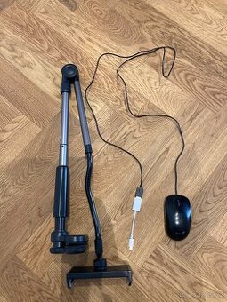držák na iPad + myš + redukci USB (Lightning) → iPad