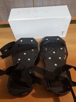 Podlahářské podešve s hroty 40mm PC: 295,-