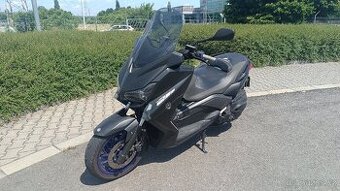 Yamaha Xmax 400