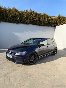 Volkswagen Golf MK7 GTI