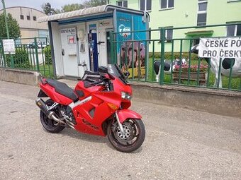 Honda vfr800 fi