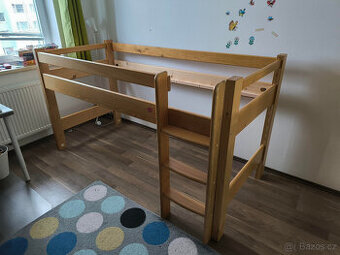 Postel vyvýšená – smrkový masiv