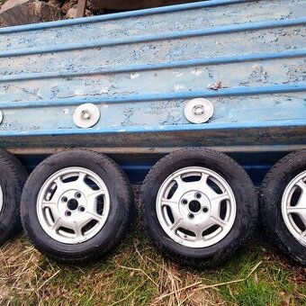 Veterán škoda alu favorit forman 4x98