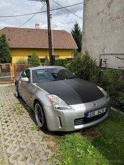 Nissan 350z, Manual Pravostranné řízení