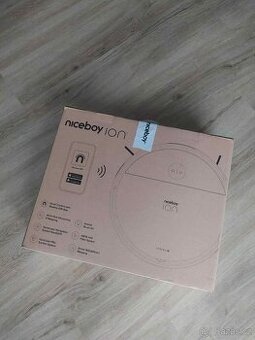 Robotický vysavač niceboy ion charles i6 black