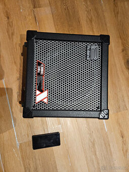 Kytarové kombo Roland Cube 30X