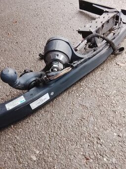 Tažné zařízení na Scharan N7