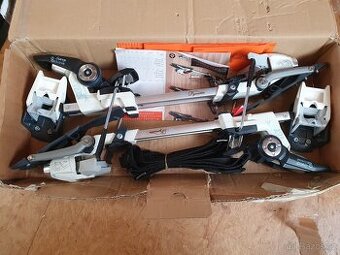 Vázání Dynastar Legend exklusive