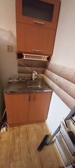 Daruji dvě kuchyně