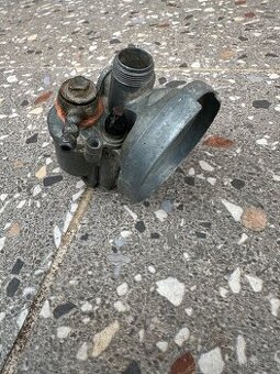 Levostranný karburátor Jawa 550 pařez