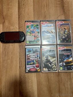 Prodam SONY PSP + HRY