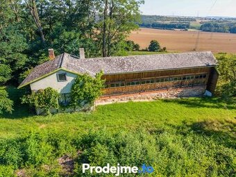 Prodej pozemku se včelínem, 1289m2 - Mikulovice u Znojma