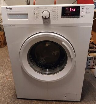 Plně funkční stáří pračka Beko