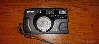 Prodám  foťák na kinofilm SKINA