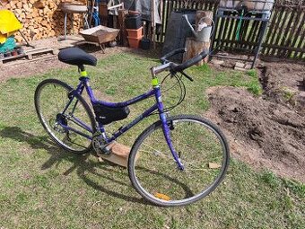 Trekové kolo dámské