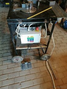 Ohýbačka železa do průměru 10 mm