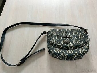 Nová kabelka Brakerburn