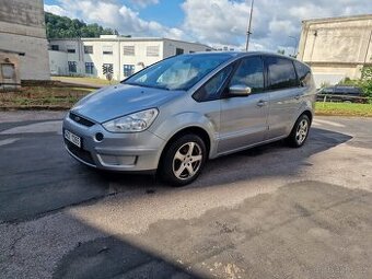 Ford s Max 2.0tdci Rok výroby: 2/2008 Najeto 250tis STK 4/26