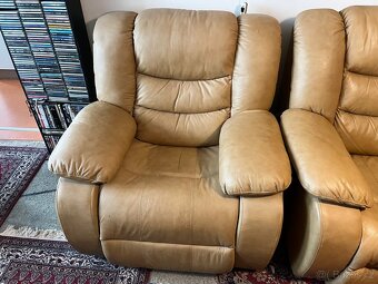Kožená křesla - hezký stav
