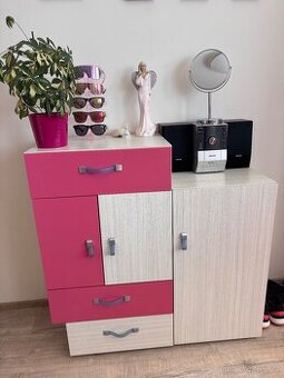 Nábytek dívčí pokoj