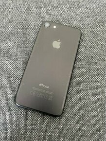 iPhone 7 32GB černý