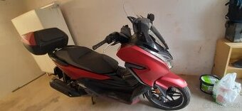 Honda Forza 125