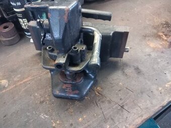závěs do etáže CBM GTF 30+komletní ramena hydrauliky