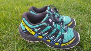 Salomon XA PRO 3 D J vel 32 sportovni boty rezervace