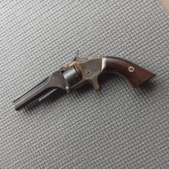 Revolver  US Smith Wesson 1 model 2 varianta ráže .22 kat D